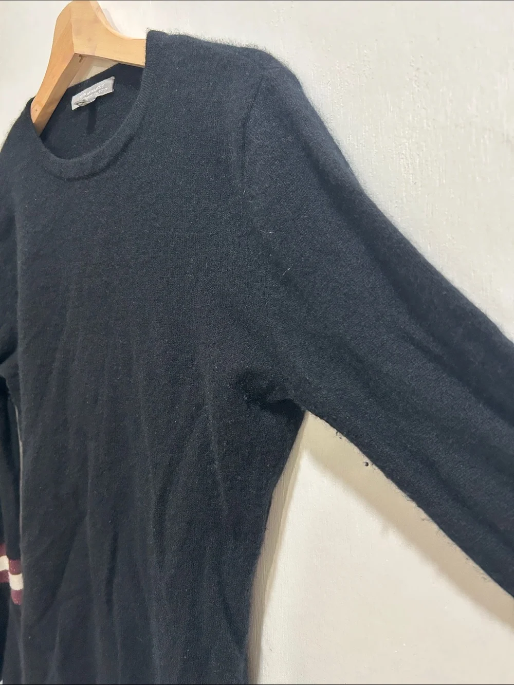 Neiman Marcus Women's Black Long Bell Sleeve Cashmere Pullover Sweater Sz LG
